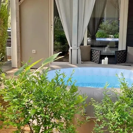 Ferienpark Boutique Mobile Homes Ulikarovinj (adults Only) 4*